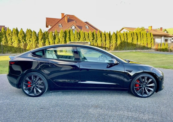 Tesla Model 3 cena 144894 przebieg: 65000, rok produkcji 2020 z Płock małe 301